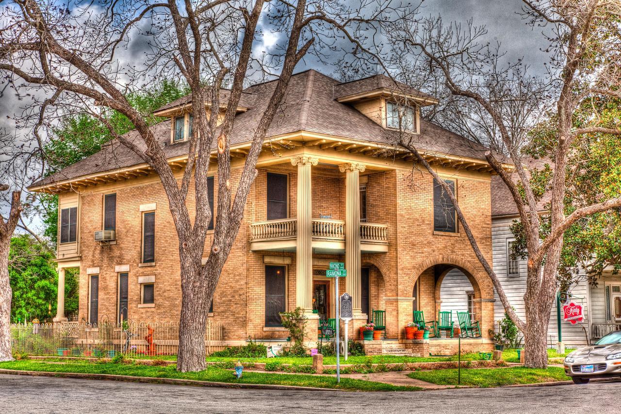 Katy House Bed And Breakfast Smithville Экстерьер фото